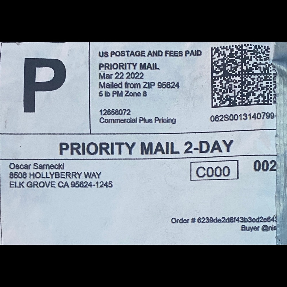 I placed an Order for an IPHONE11 with OscarSarnecki and this is what I received - Picture 1 of 9